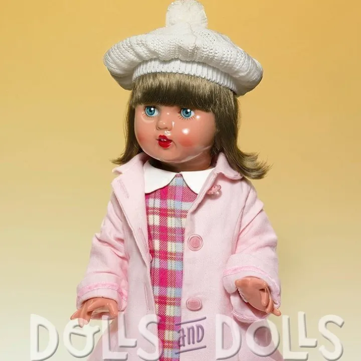 Poupée Mariquita Pérez 50 cm - Robe à carreaux avec manteau rose