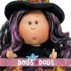 Poupée Nines d'Onil 23 cm - Little Mia Halloween aux cheveux ondulés noirs et violets (Sorcière)