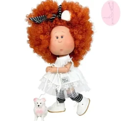 Poupée Nines d'Onil 30 cm - Mia ARTICULÉE - avec cheveux roux, robe blanche et mascotte