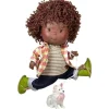 Poupée Nines d'Onil 30 cm - Pippo ARTICULÉE avec une tenue décontractée et une mascotte