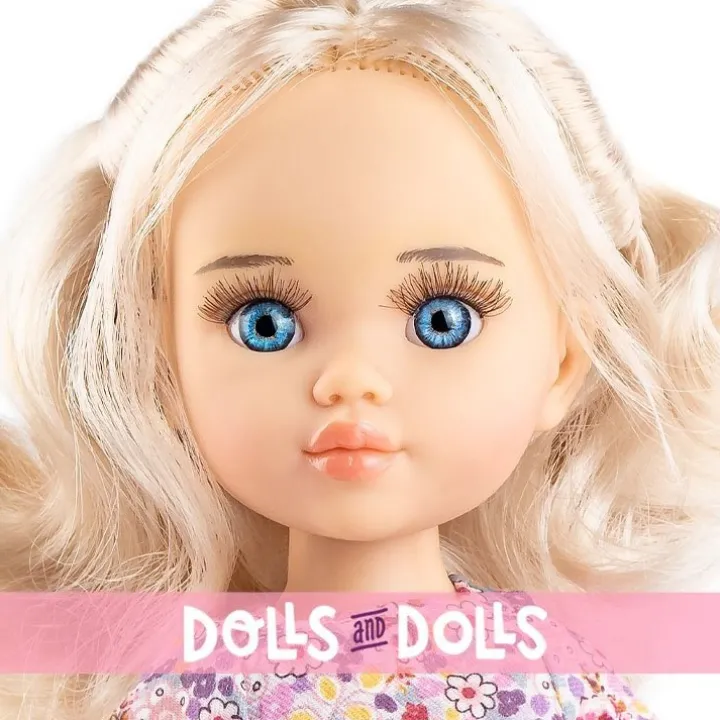 Poupée Paola Reina 32 cm - Las Amigas - Clara avec une robe à fleurs roses et des chaussures violettes