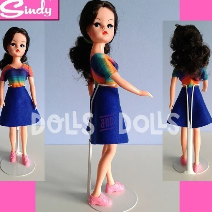 Support de poupée en métal 2275 en noir pour type Barbie