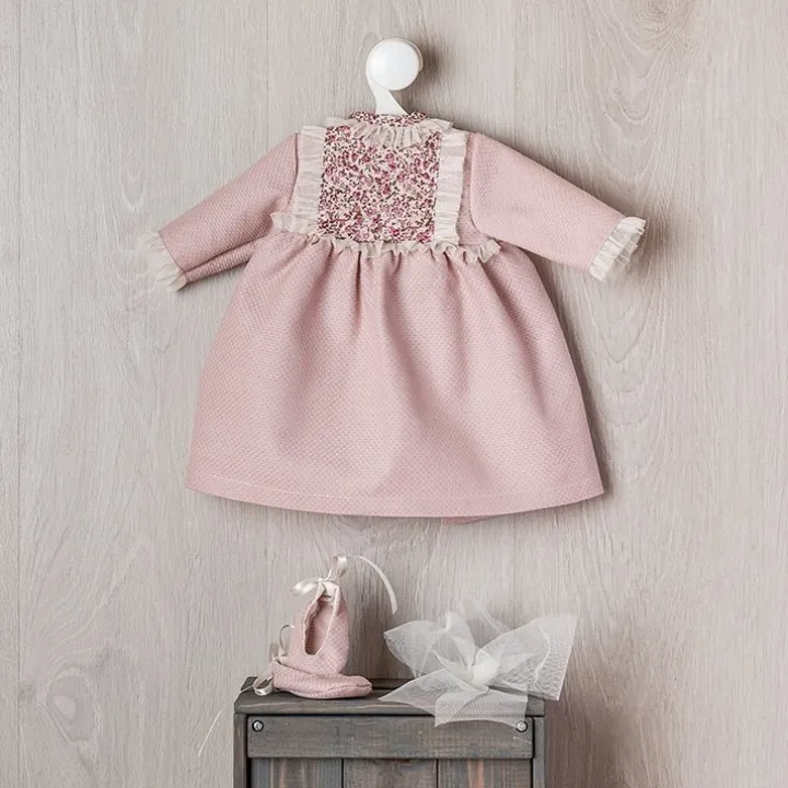 Tenue de poupée Así 57 cm - Robe en piqué aubergine avec devant fleuri "Martina" pour poupée Pepa